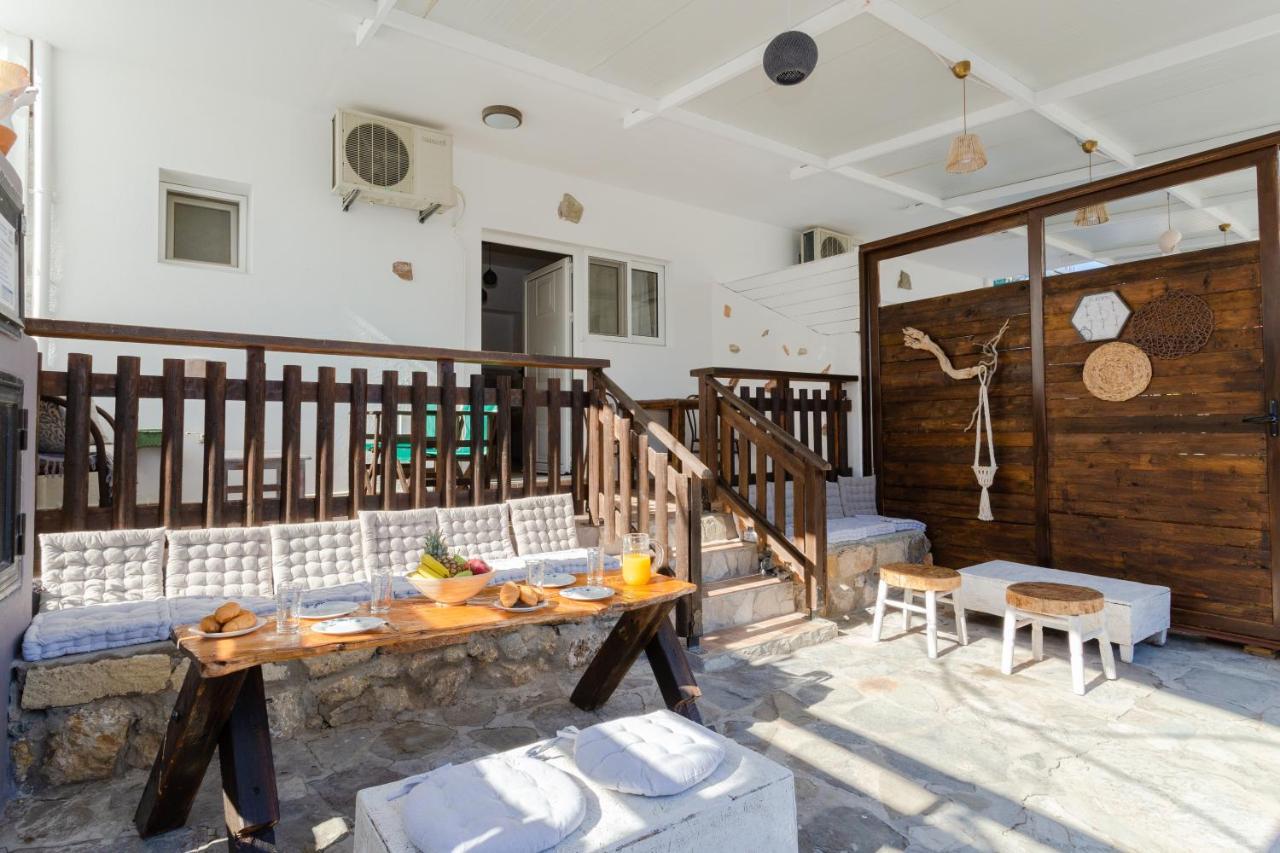 Christos Studios And Family Apartments Stegna Екстериор снимка