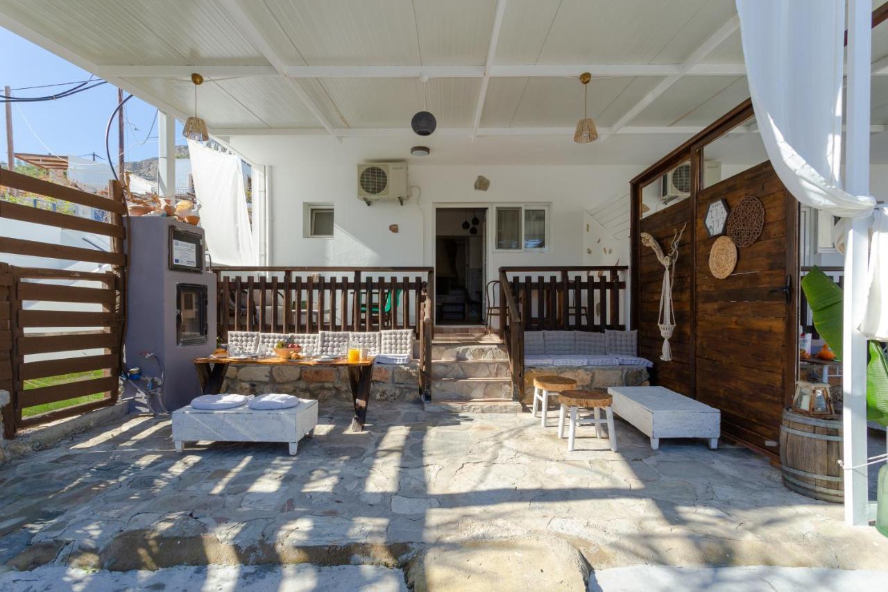 Christos Studios And Family Apartments Stegna Екстериор снимка