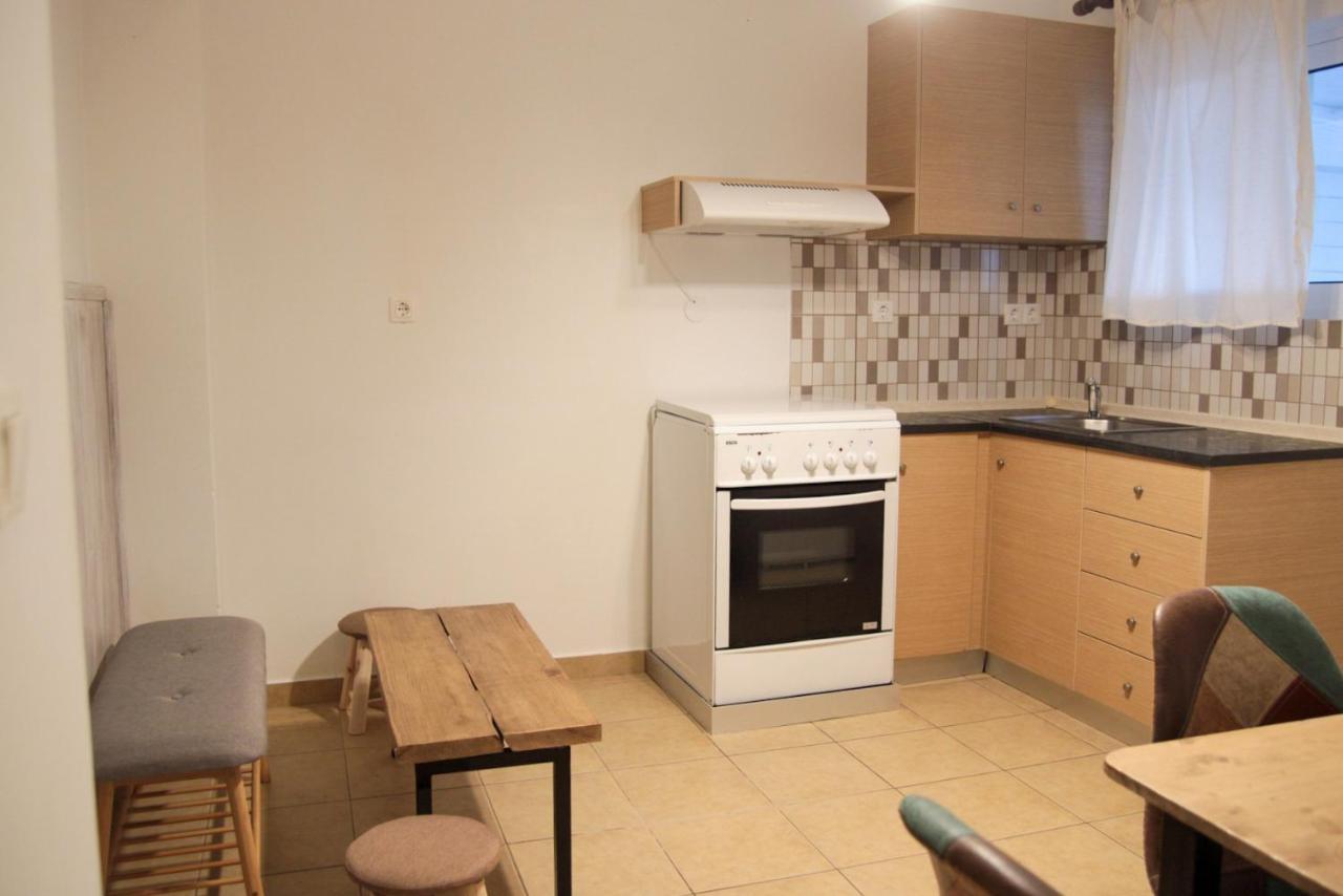 Christos Studios And Family Apartments Stegna Екстериор снимка
